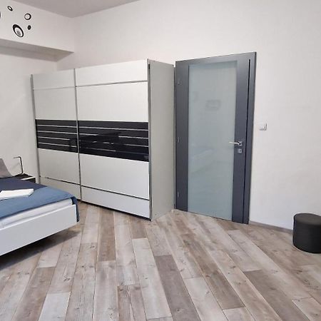 Extra Sok Szobas Apartman Budapest Kozpontjaban Apartment Bagian luar foto